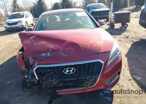 2017 Hyundai Sonata Hybrid Se z USA, uszkodzony, nr VIN KMHE24L3XHA075352